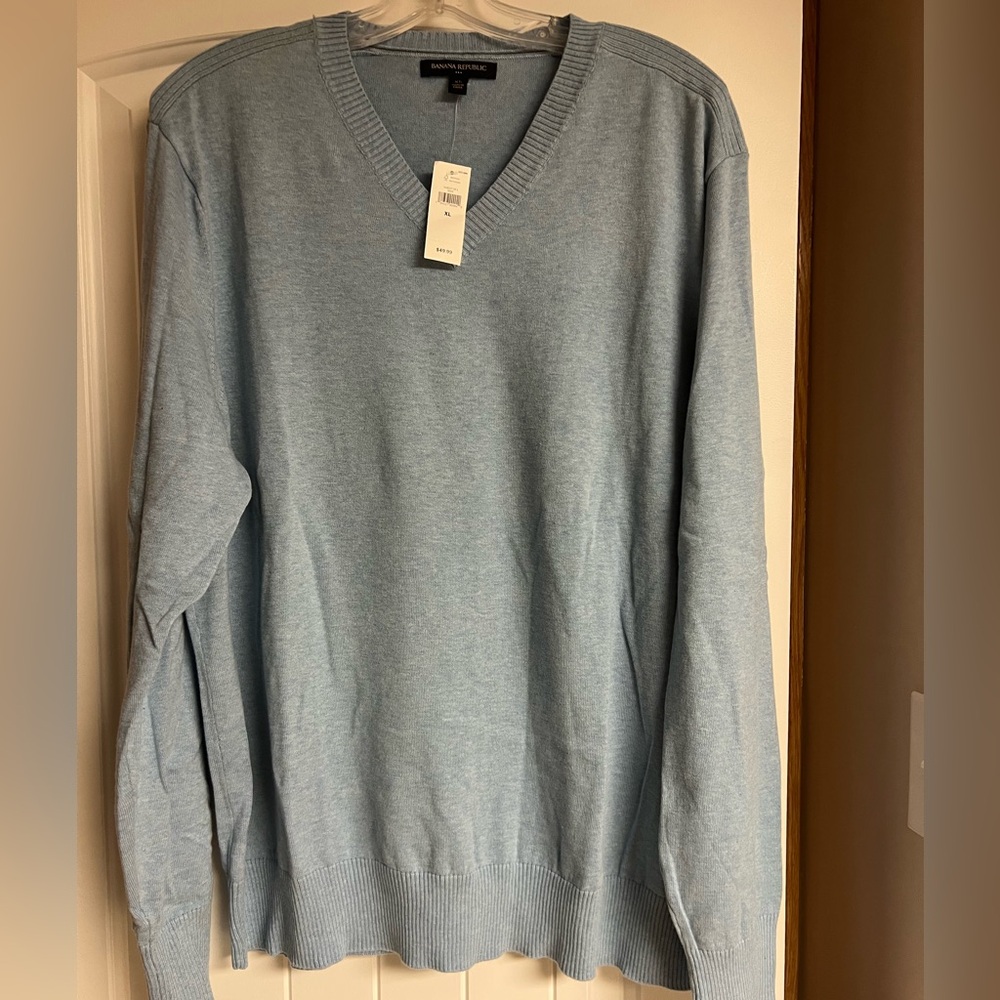 Banana Republic Sweater NWT